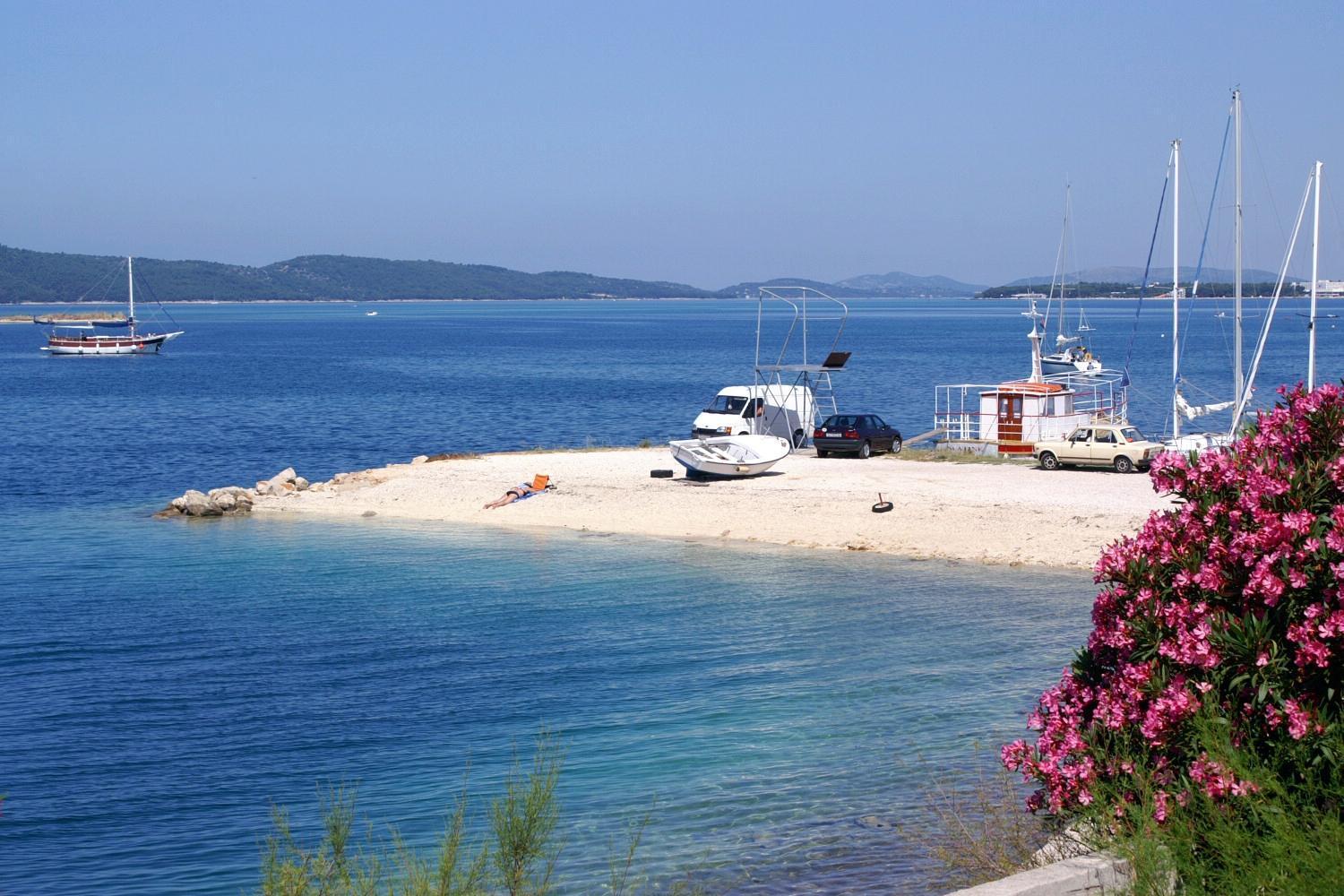 Family Friendly Seaside Apartments Brodarica, Sibenik - 4833 Brodarica  Eksteriør billede