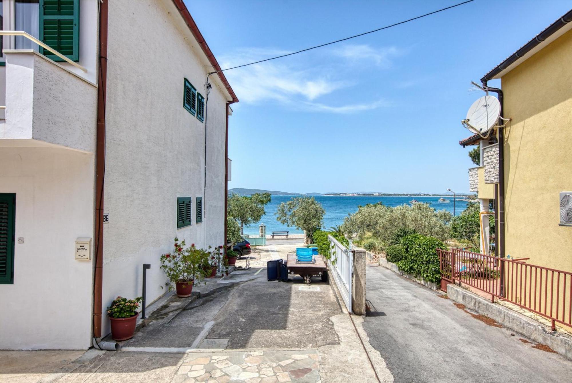Family Friendly Seaside Apartments Brodarica, Sibenik - 4833 Brodarica  Eksteriør billede